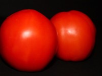 tomato-one-of-many-English-words-pronounced-differently-in-America